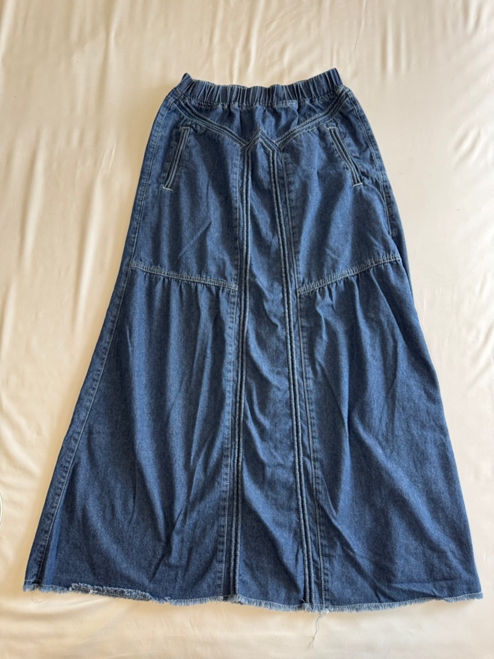 Women’s Blue Denim A-Line Long maxi Skirt with Elastic Waist and Pockets. Size S